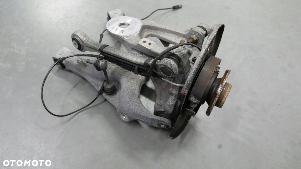 bmw x5 f15 x6 f16 zwrotnica piasta wahacze prawy tył 6877218 - 3