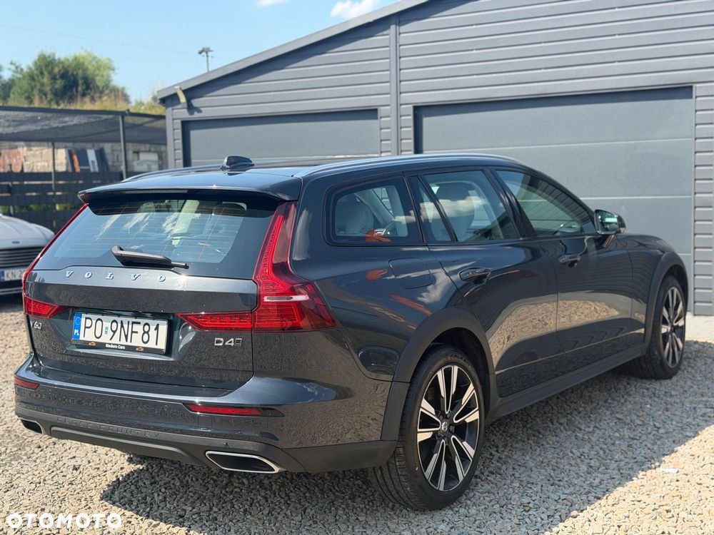 Volvo V60 Cross Country D4 AWD Geartronic - 14