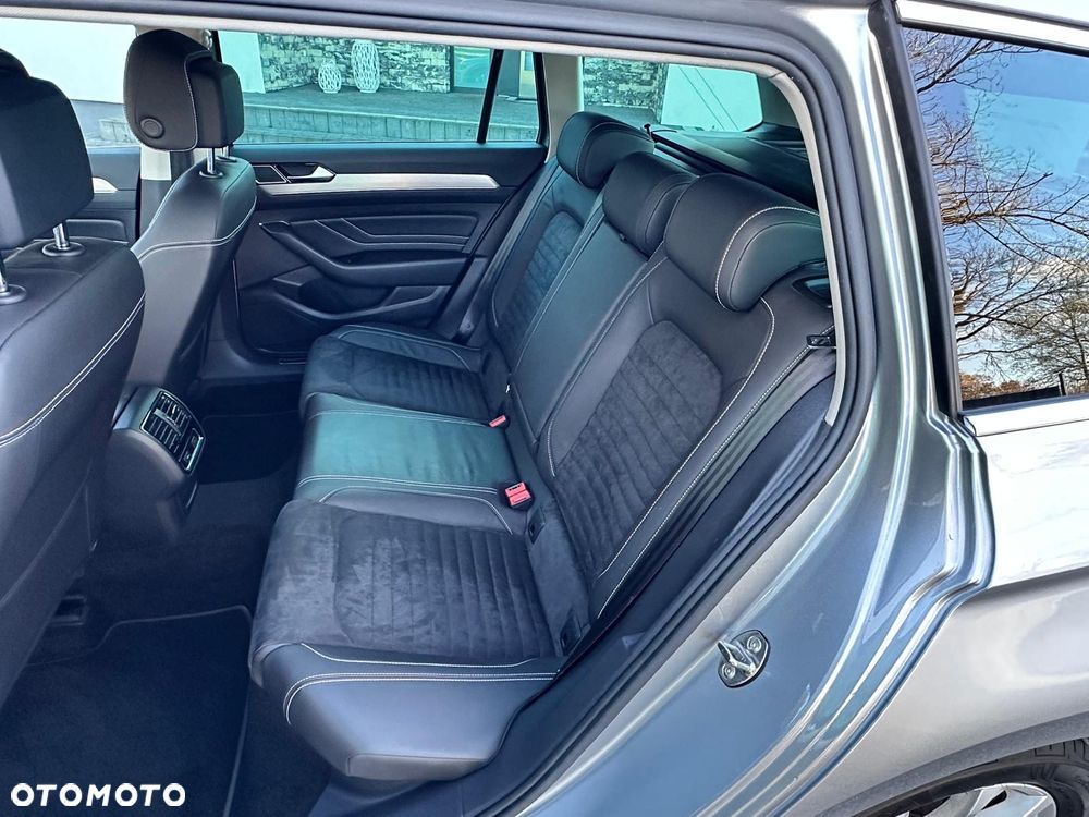 Volkswagen Passat 2.0 TDI SCR DSG Highline - 28