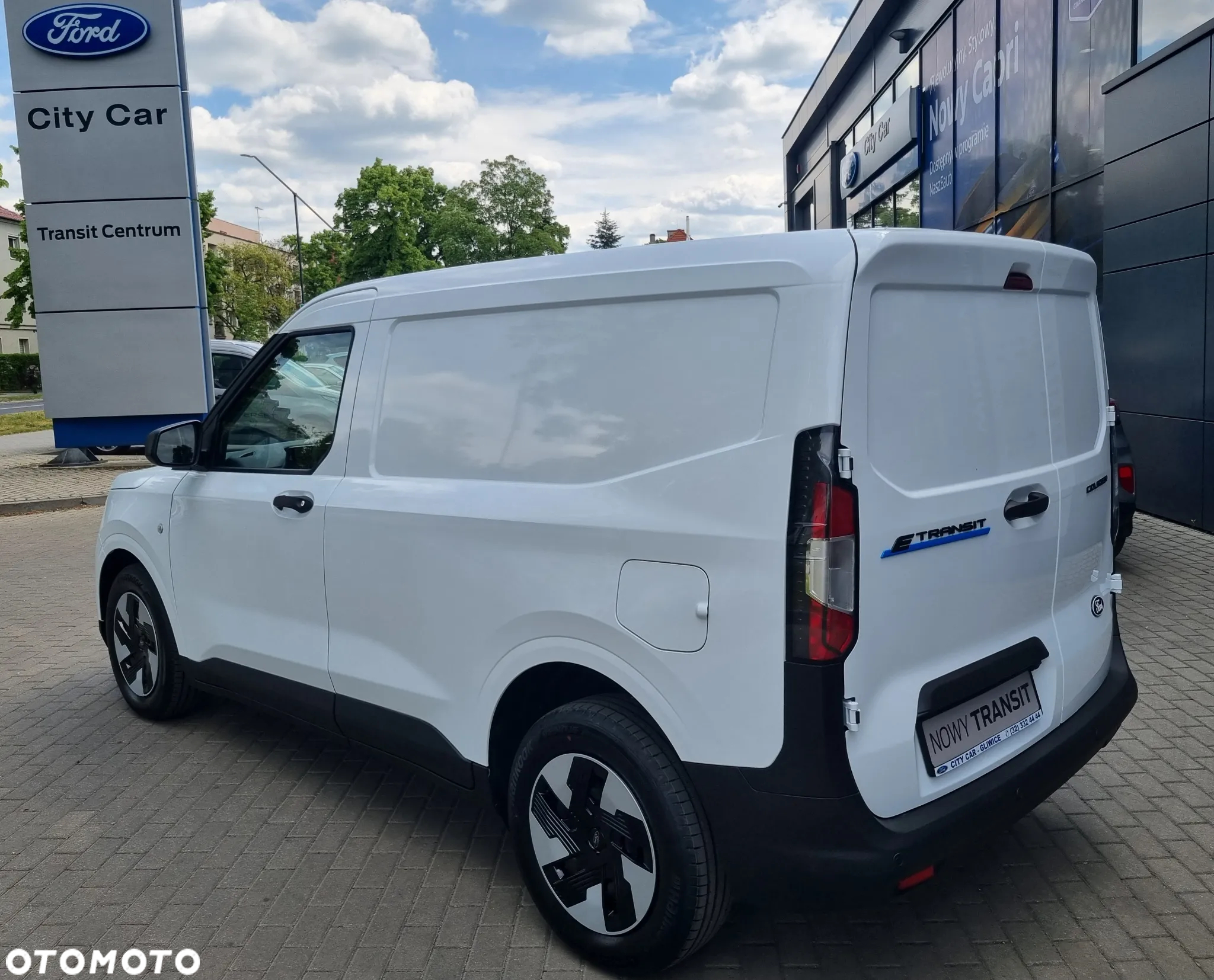 Ford Transit Courier - 6