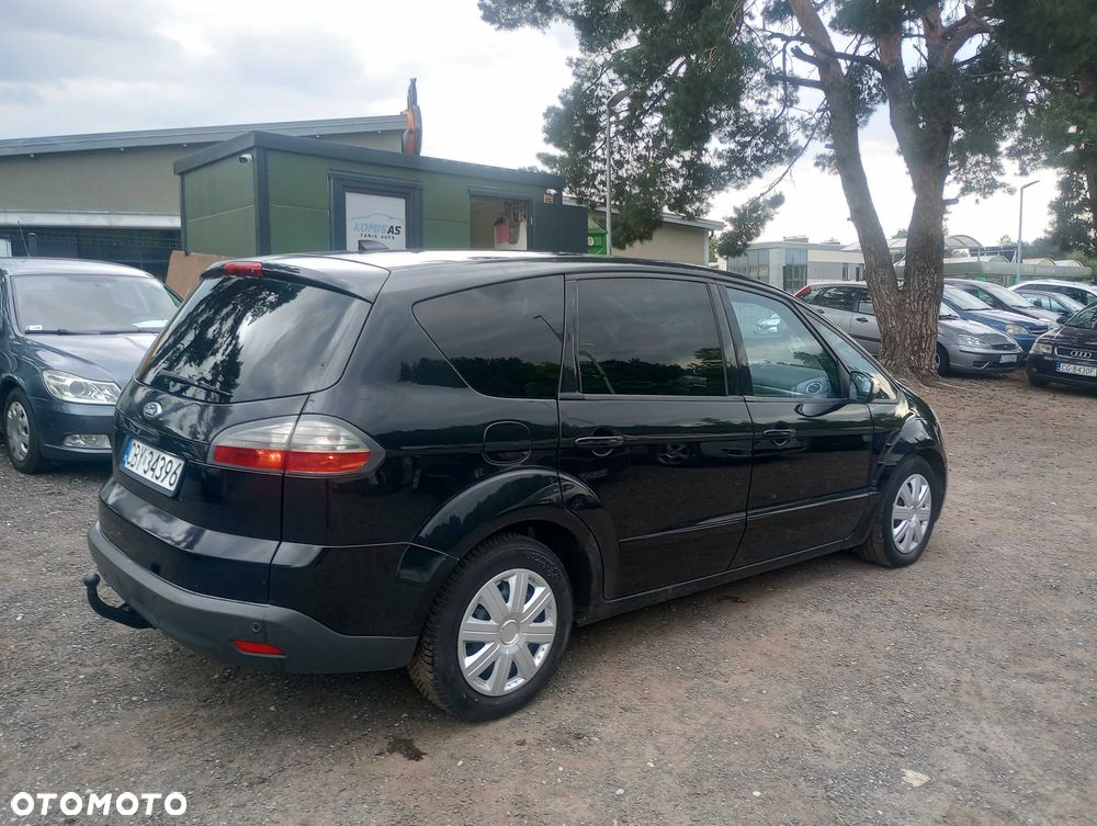Ford S-Max - 8
