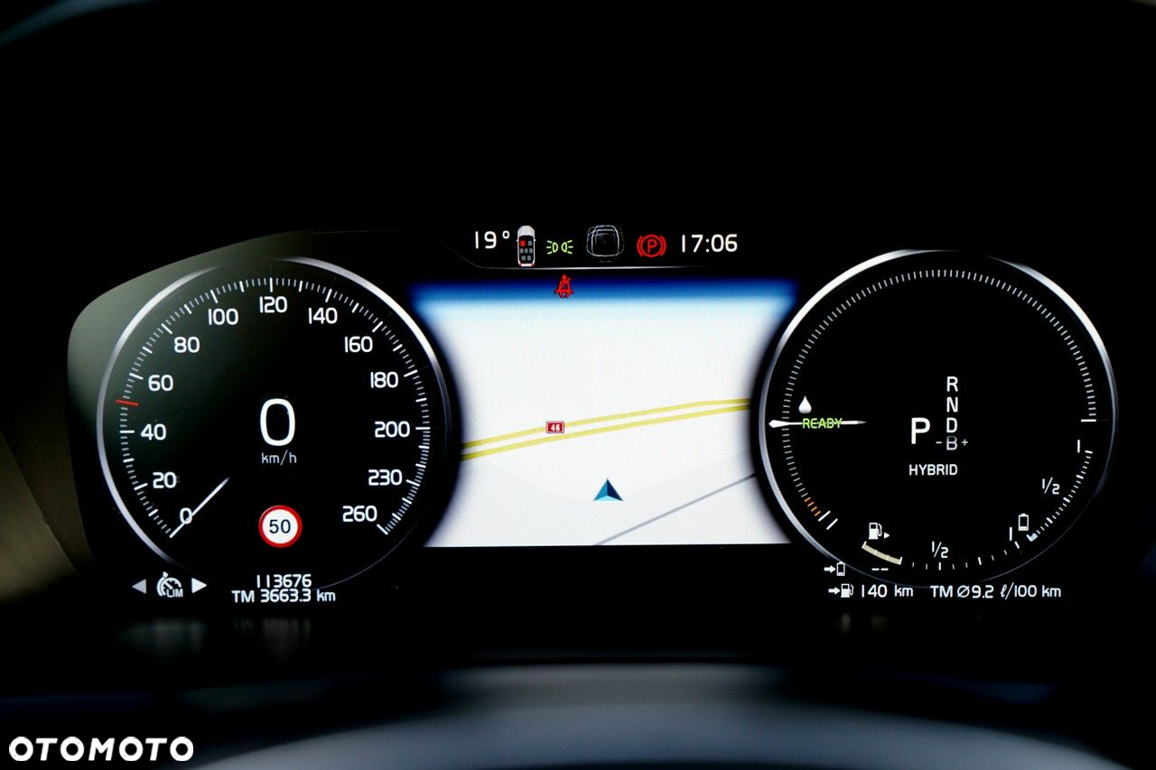 Volvo XC 90 - 24