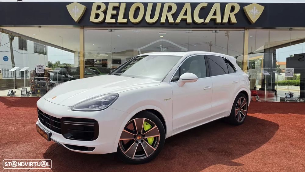 Porsche Cayenne Turbo S E-Hybrid - 2