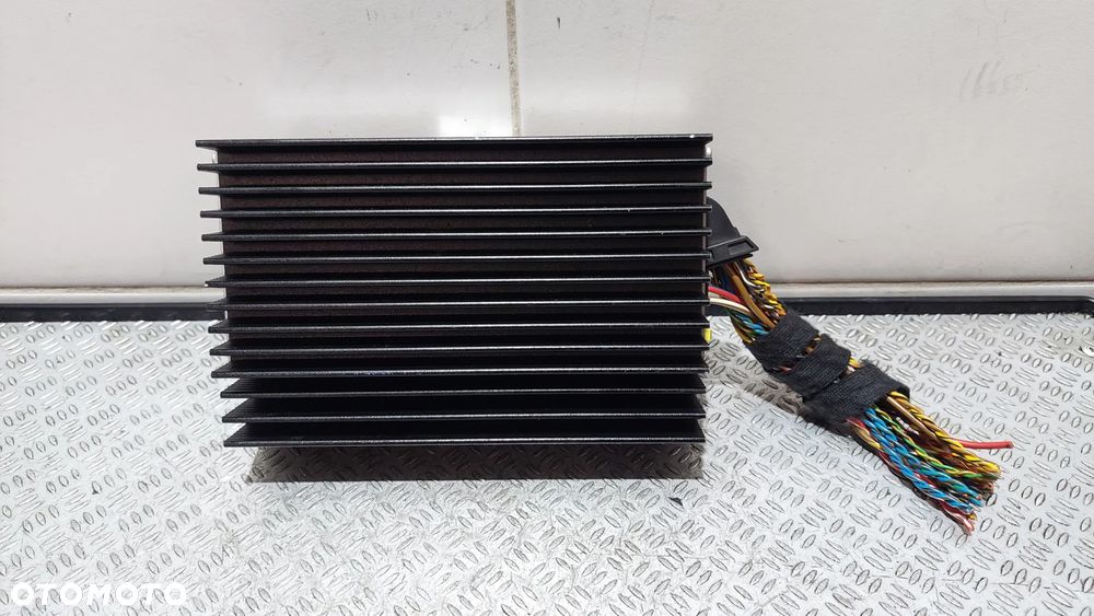 WZMACNIACZ AUDIO HIFI BMW X5 E70 4,8i R2007 NR 9118032 - 1
