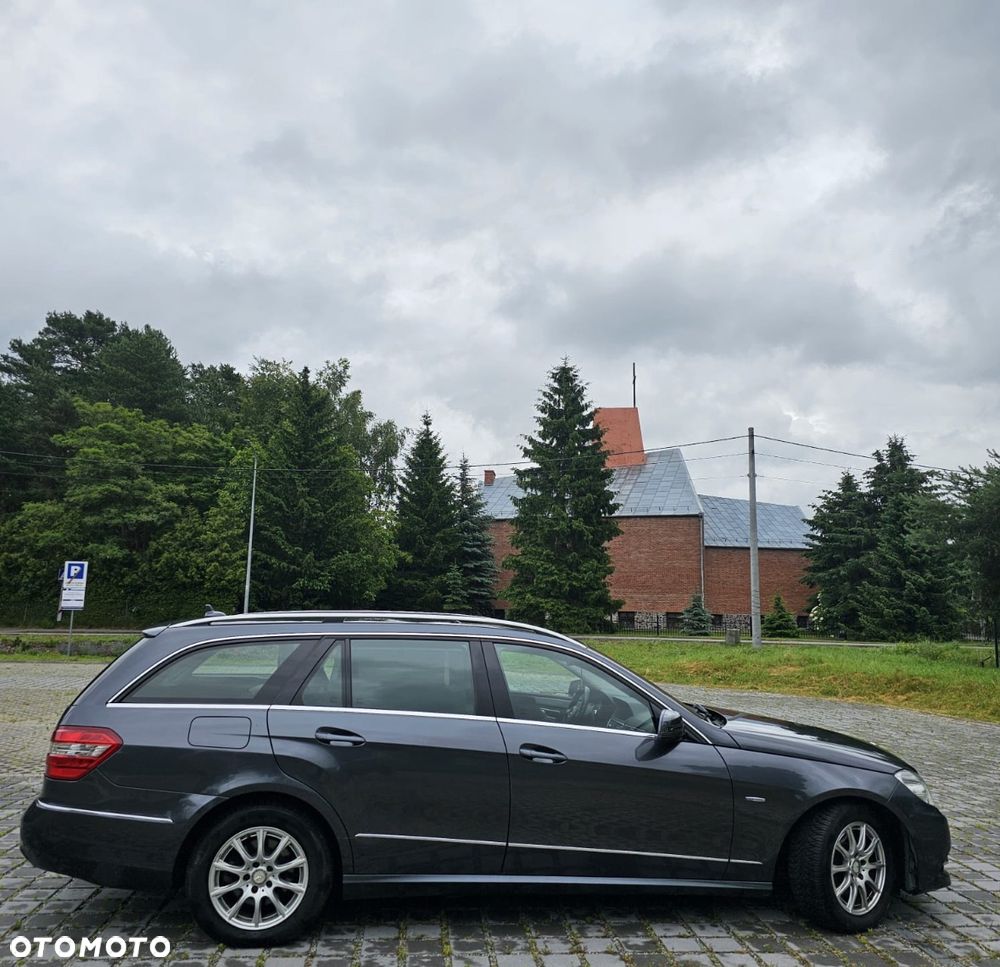 Mercedes-Benz Klasa E 350 CDI BlueEff Avantgarde - 4