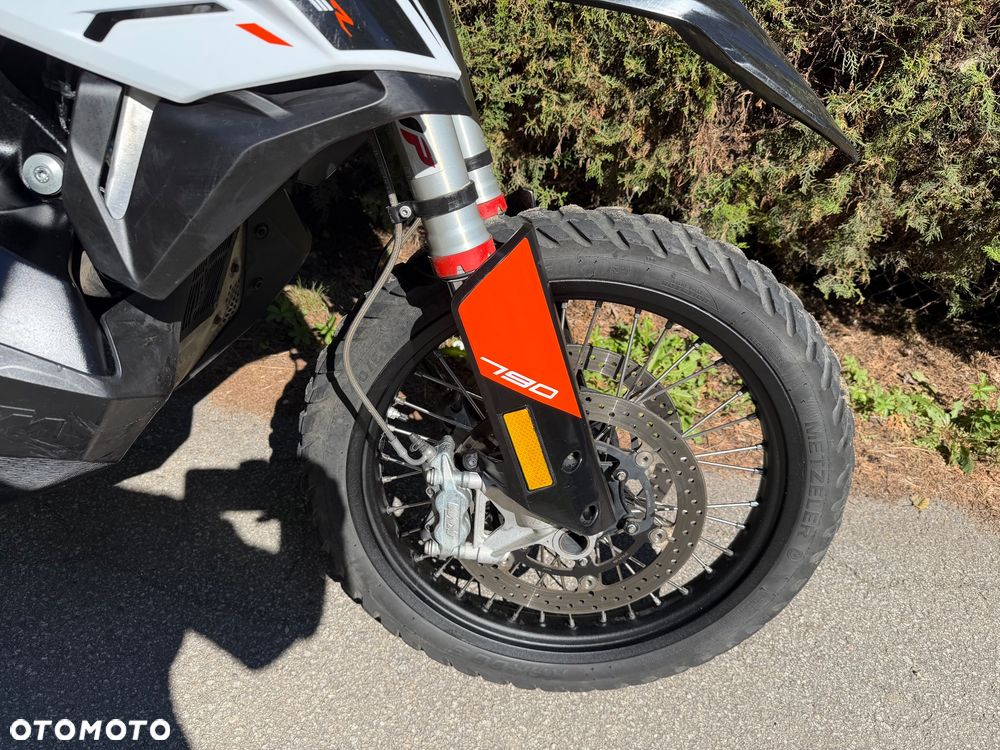 KTM Adventure 790 - 6