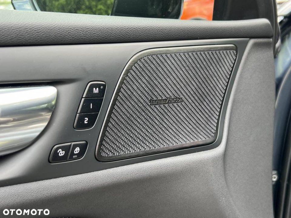 Volvo S60 - 17