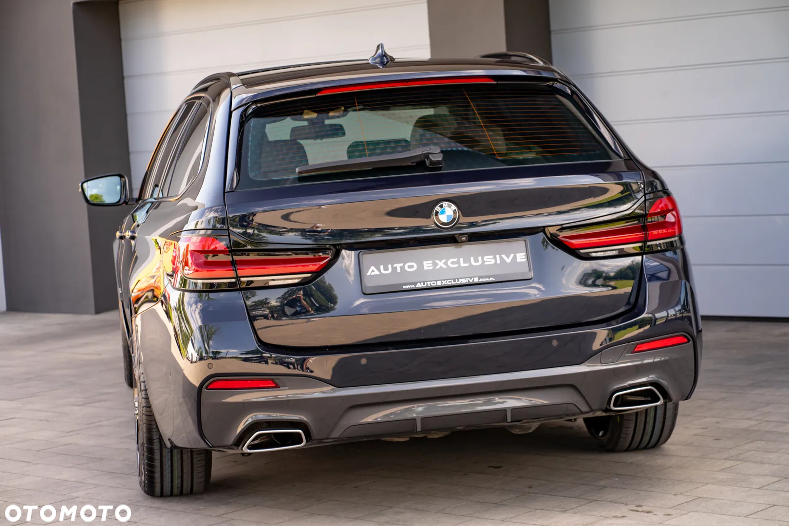 BMW Seria 5 530d xDrive Touring M Sport Edition - 20