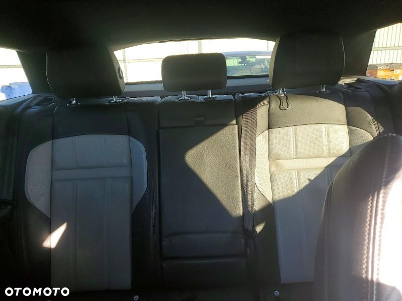 Land Rover Range Rover Evoque - 16