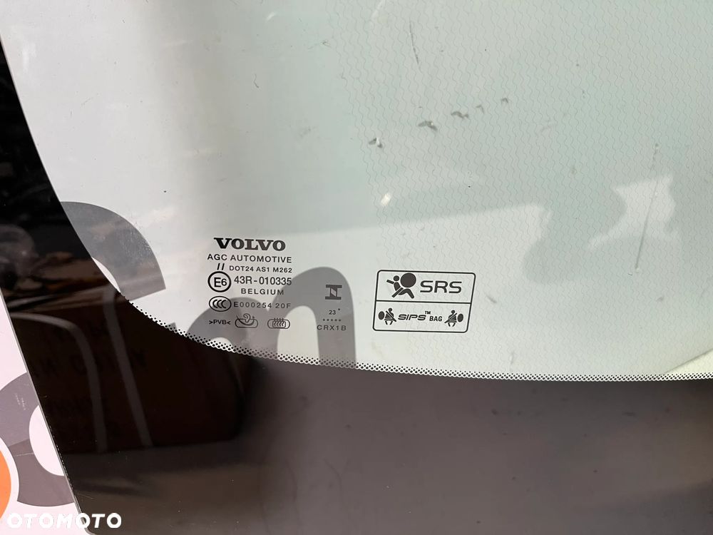 Volvo XC40 2023r Przednia Szyba Czołowa 32368787 - 2