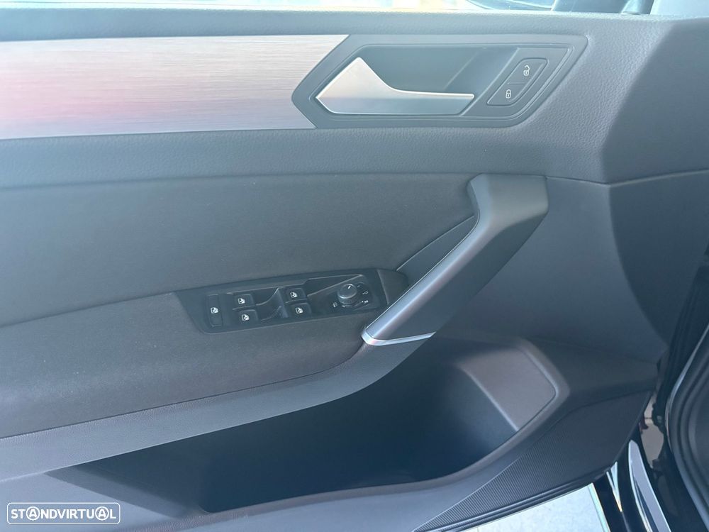 VW Touran 2.0 TDI Confortline - 20