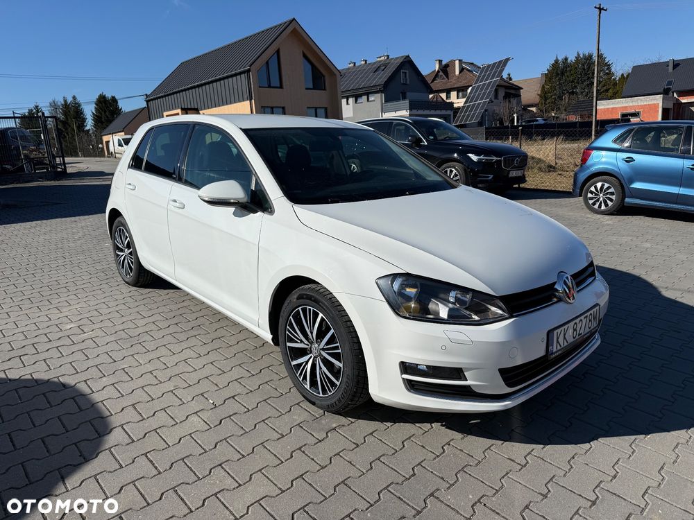Volkswagen Golf 1.2 TSI BMT Start - 1