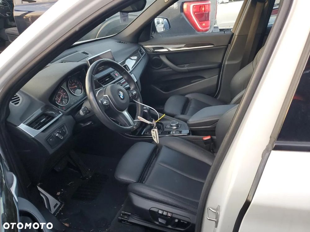 BMW X1 - 8