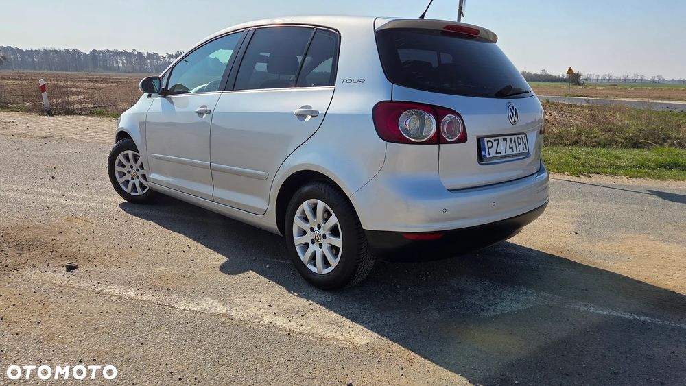 Volkswagen Golf Plus 2.0 TDI Comfortline - 13