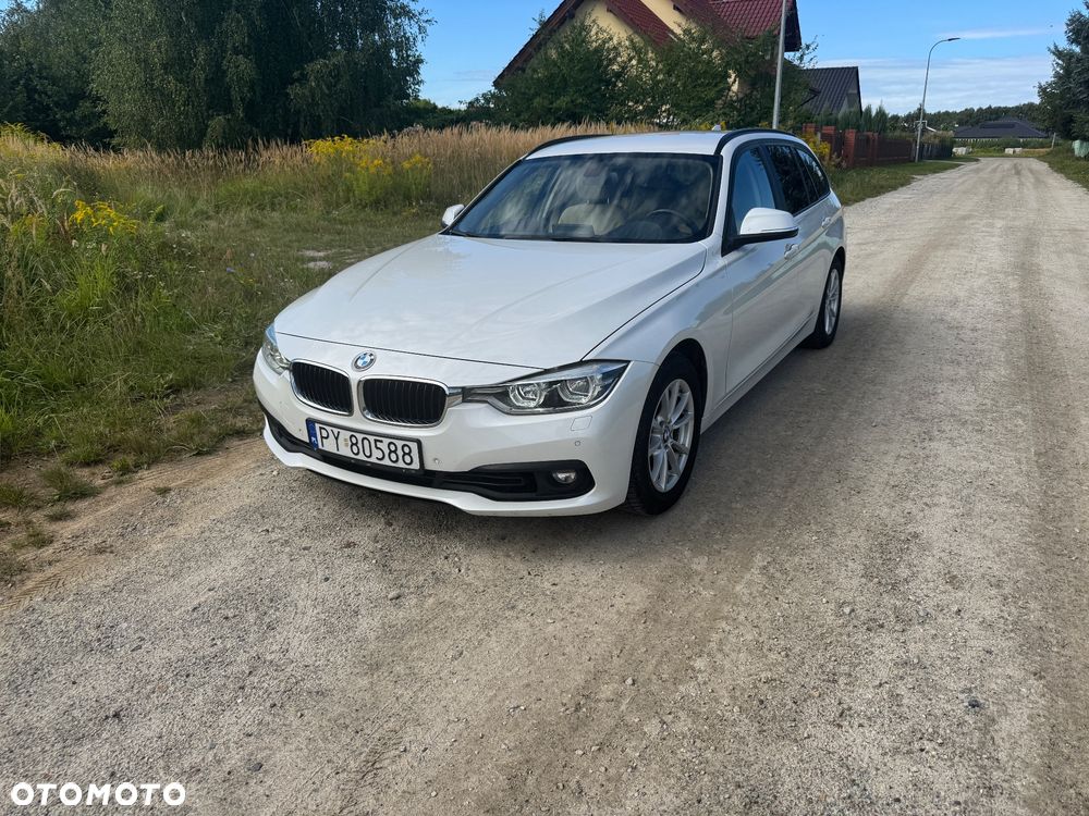 BMW 3 Series 2019 photo 4