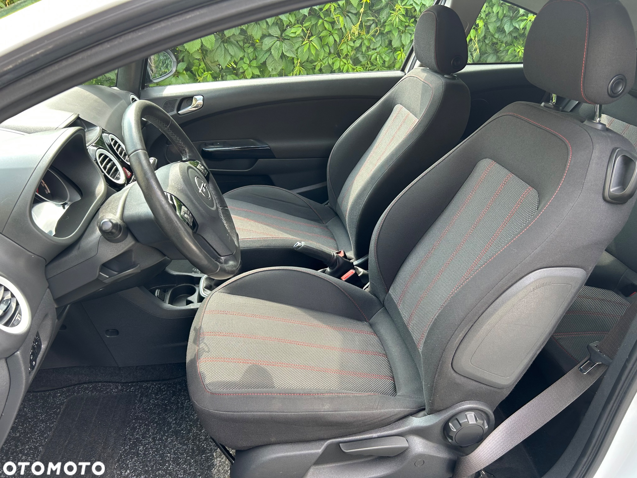 Opel Corsa 1.4 16V Sport - 20