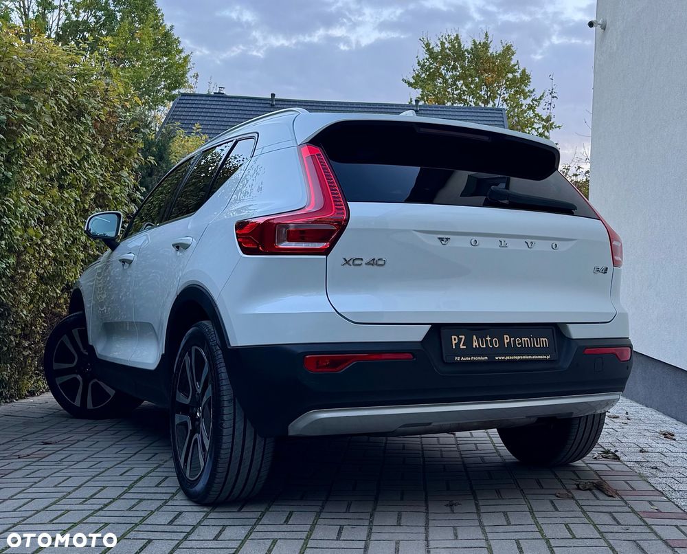 Volvo XC 40 B4 B AWD Geartronic Inscription - 5