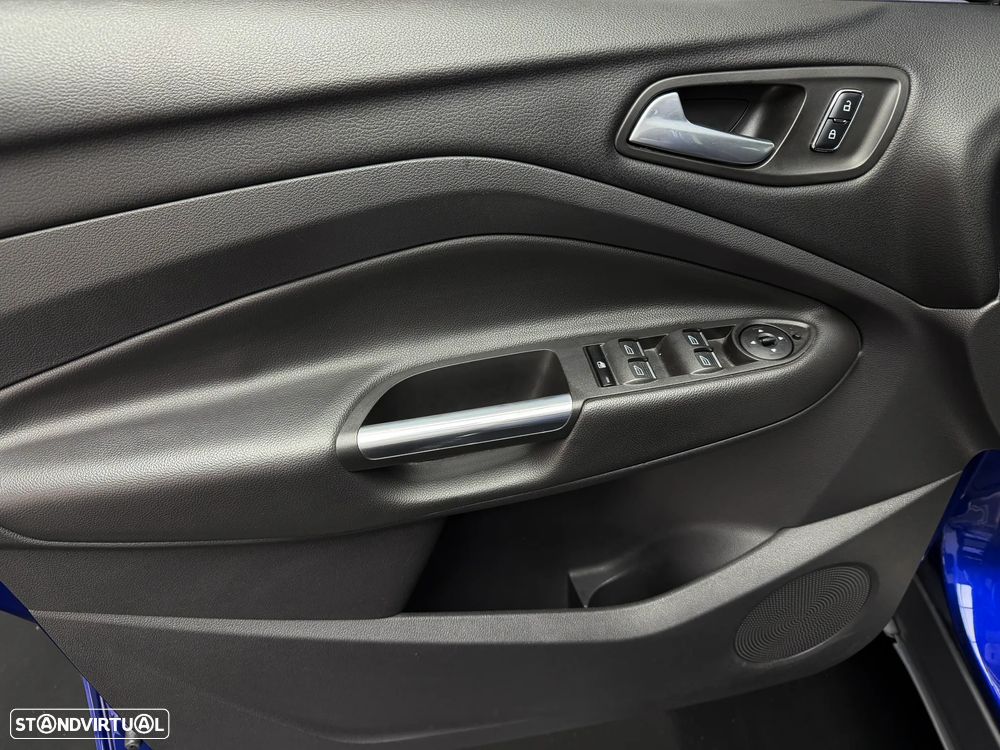 Ford Kuga 2.0 TDCi Titanium Powershift - 7