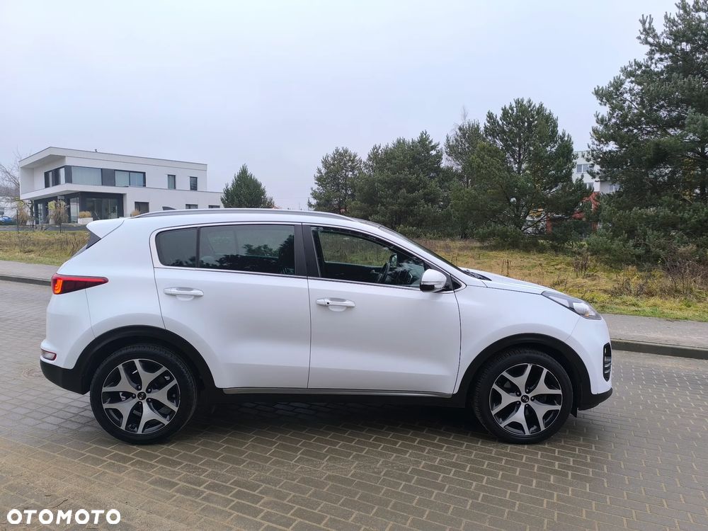 Kia Sportage - 16