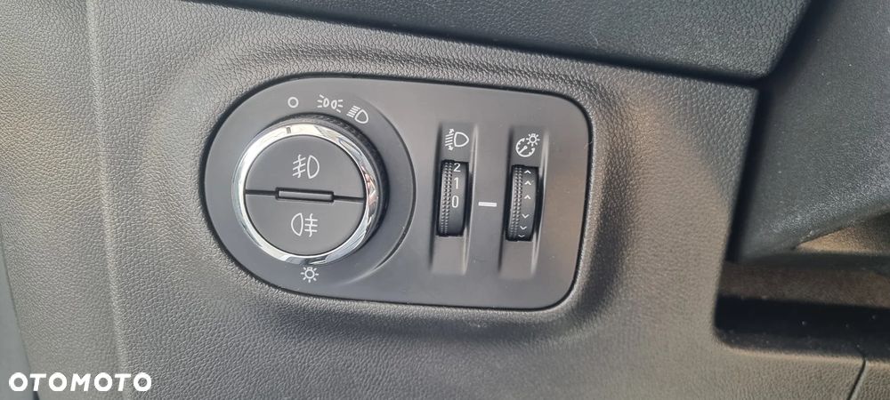 Opel Corsa 1.4 Color Edition - 27