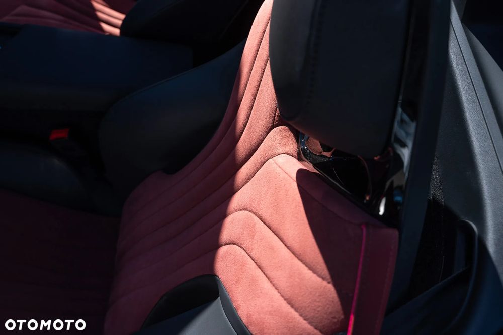 MG Cyberster 77kWh AWD Czarny Dach - 20