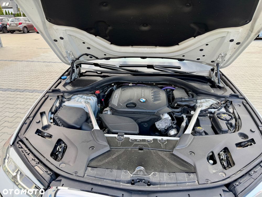 BMW Seria 5 - 23