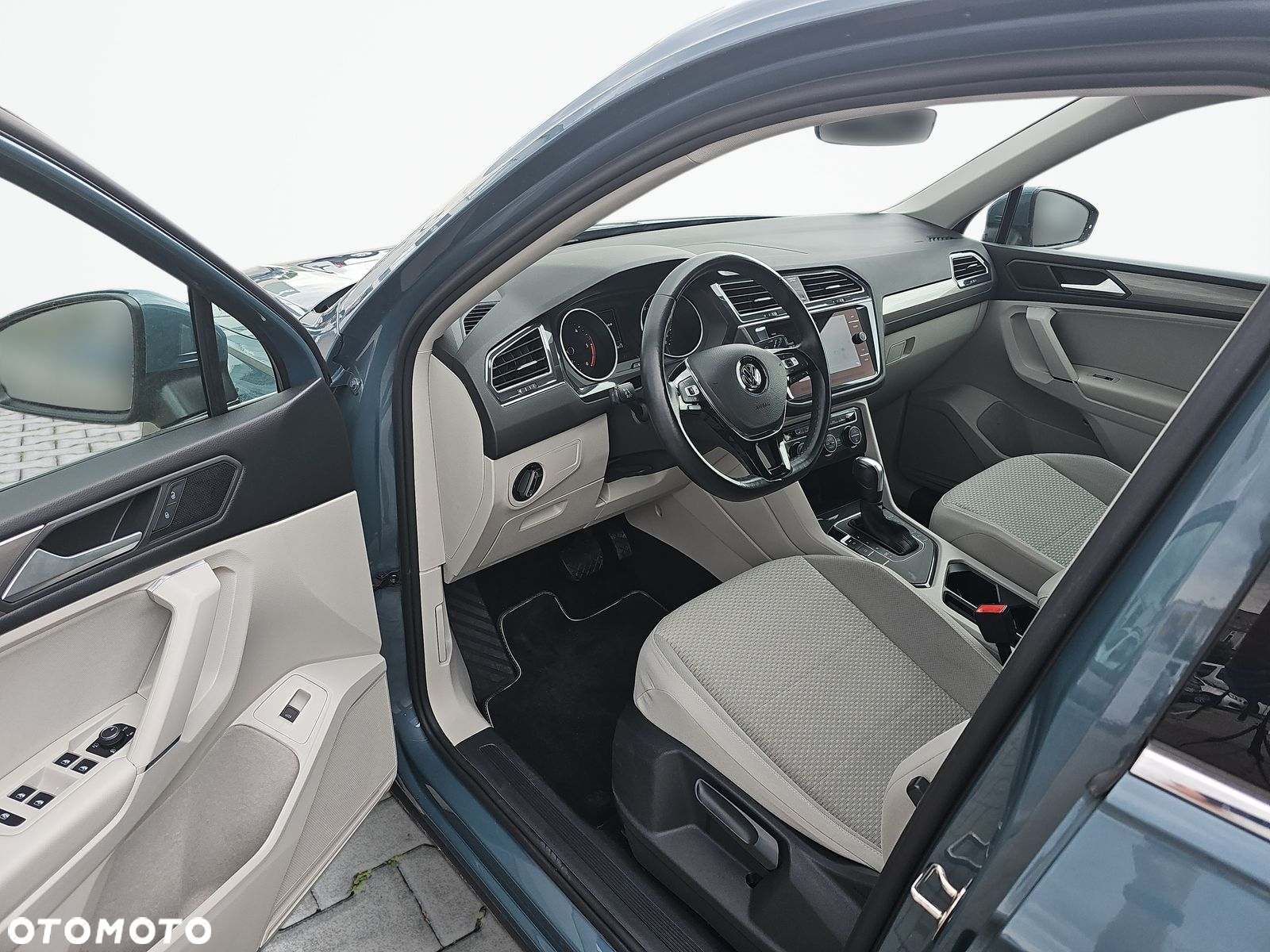 Volkswagen Tiguan Allspace 2.0 TDI SCR Comfortline - 9