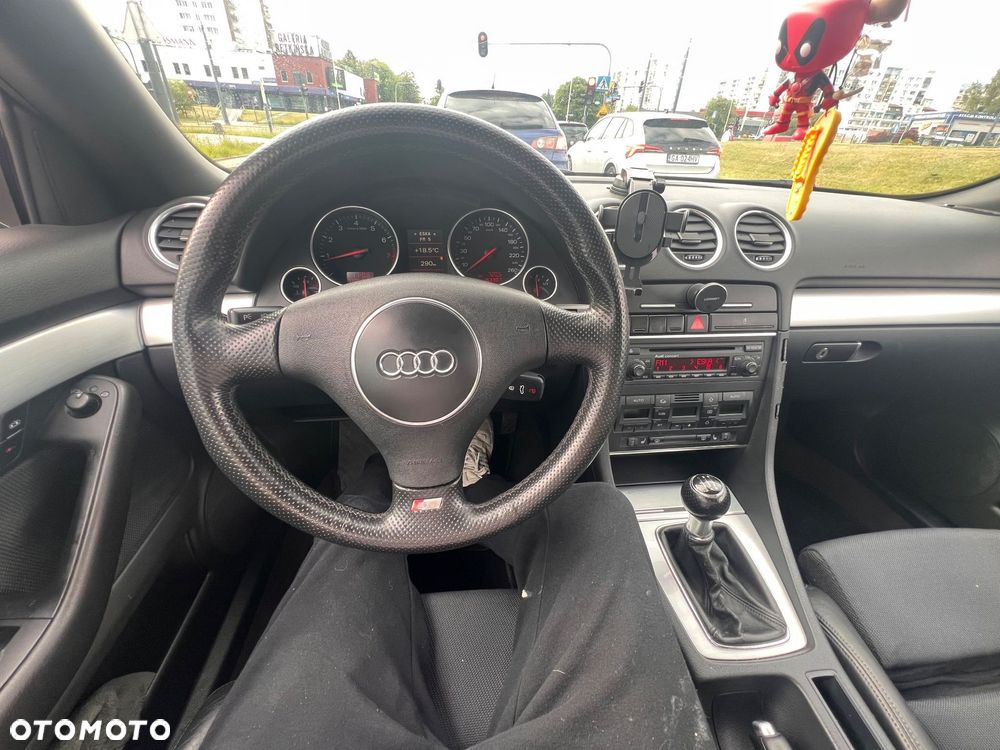 Audi A4 Cabrio 1.8 T - 7