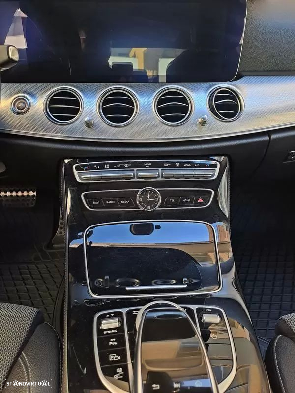 Mercedes-Benz E 300 de Avantgarde - 17