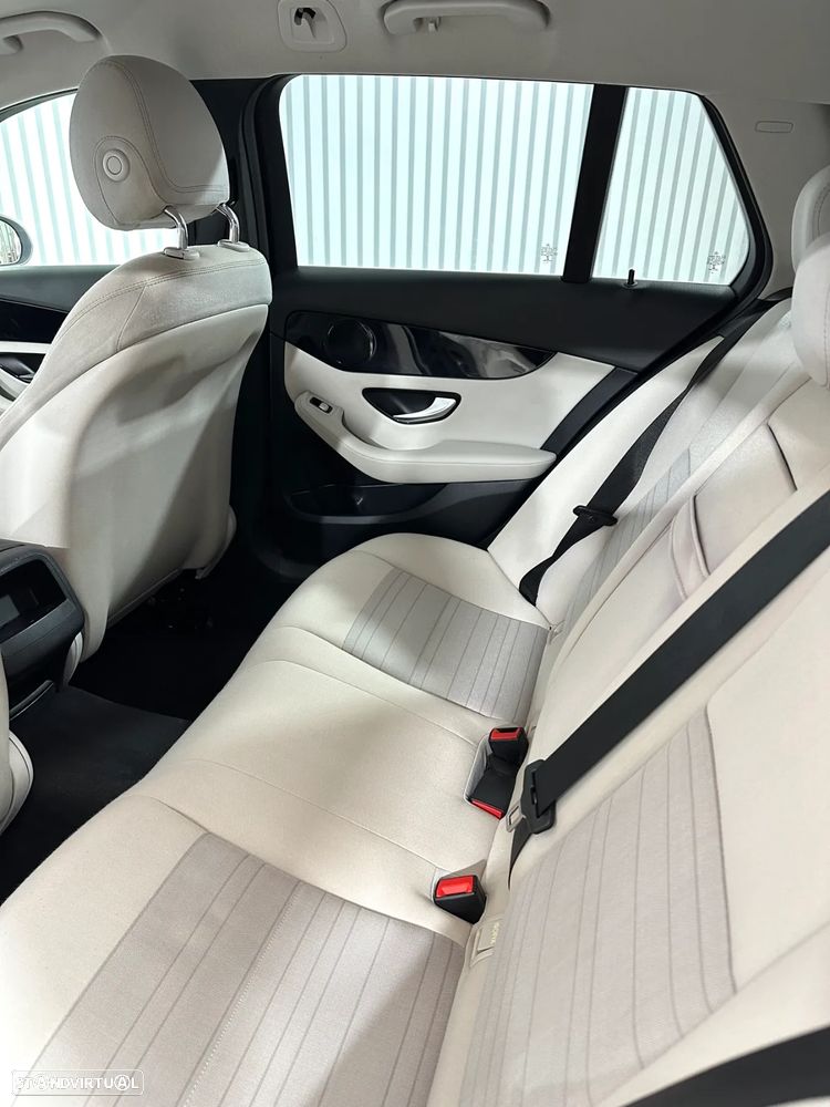 Mercedes-Benz C 200 d Avantgarde Aut. - 12