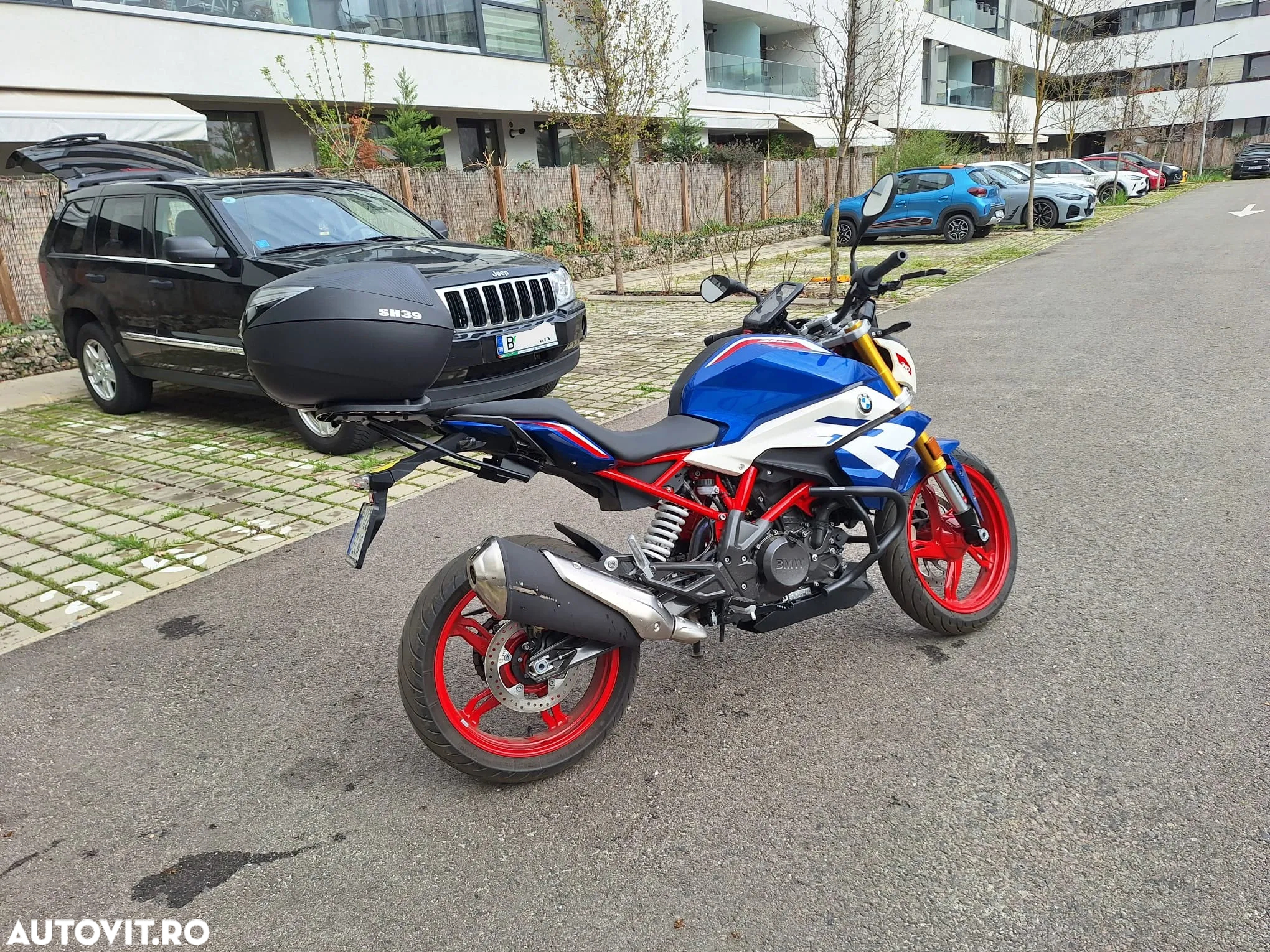 BMW G310R - 4