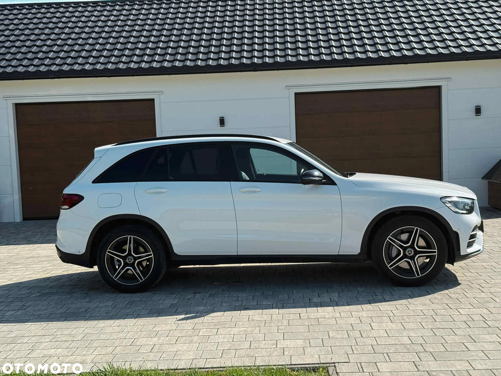 Mercedes-Benz GLC - 4