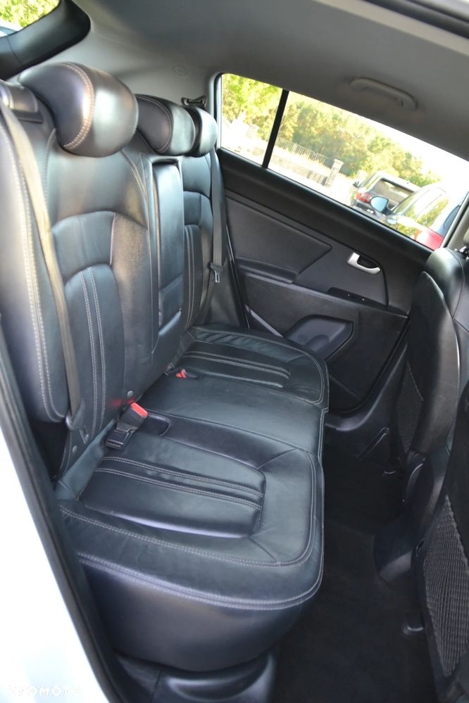 Kia Sportage 1.6 GDI Business Line L 2WD - 27