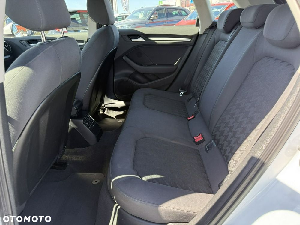 Audi A3 Sportback 1.2 TFSI Attraction - 18