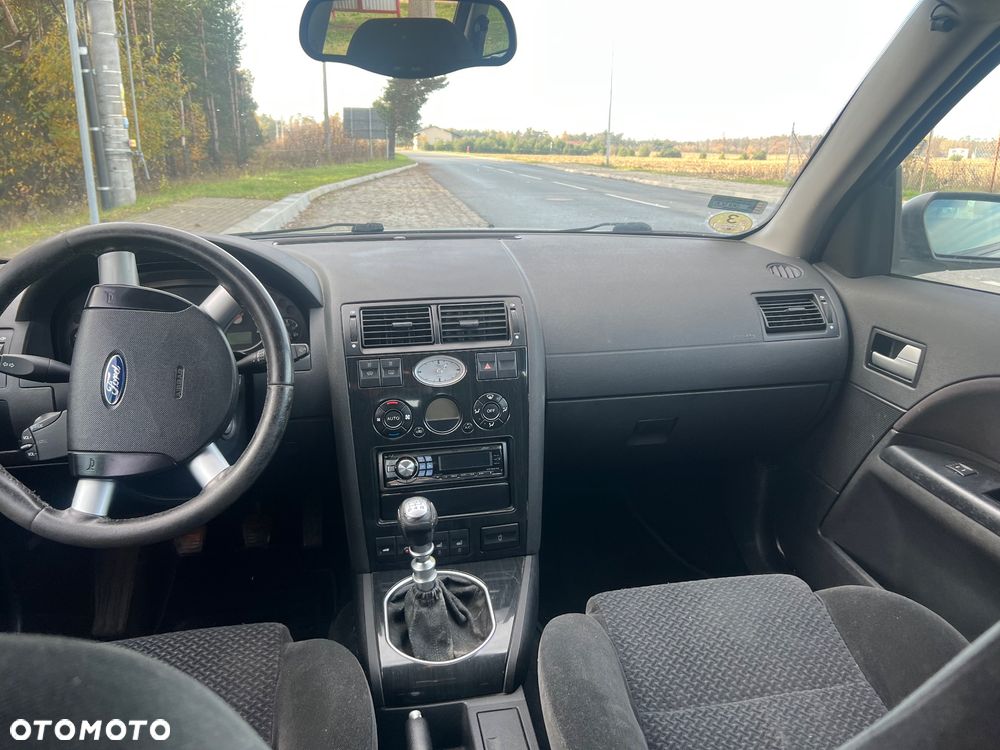 Ford Mondeo 2.0 TDCI Ambiente - 9