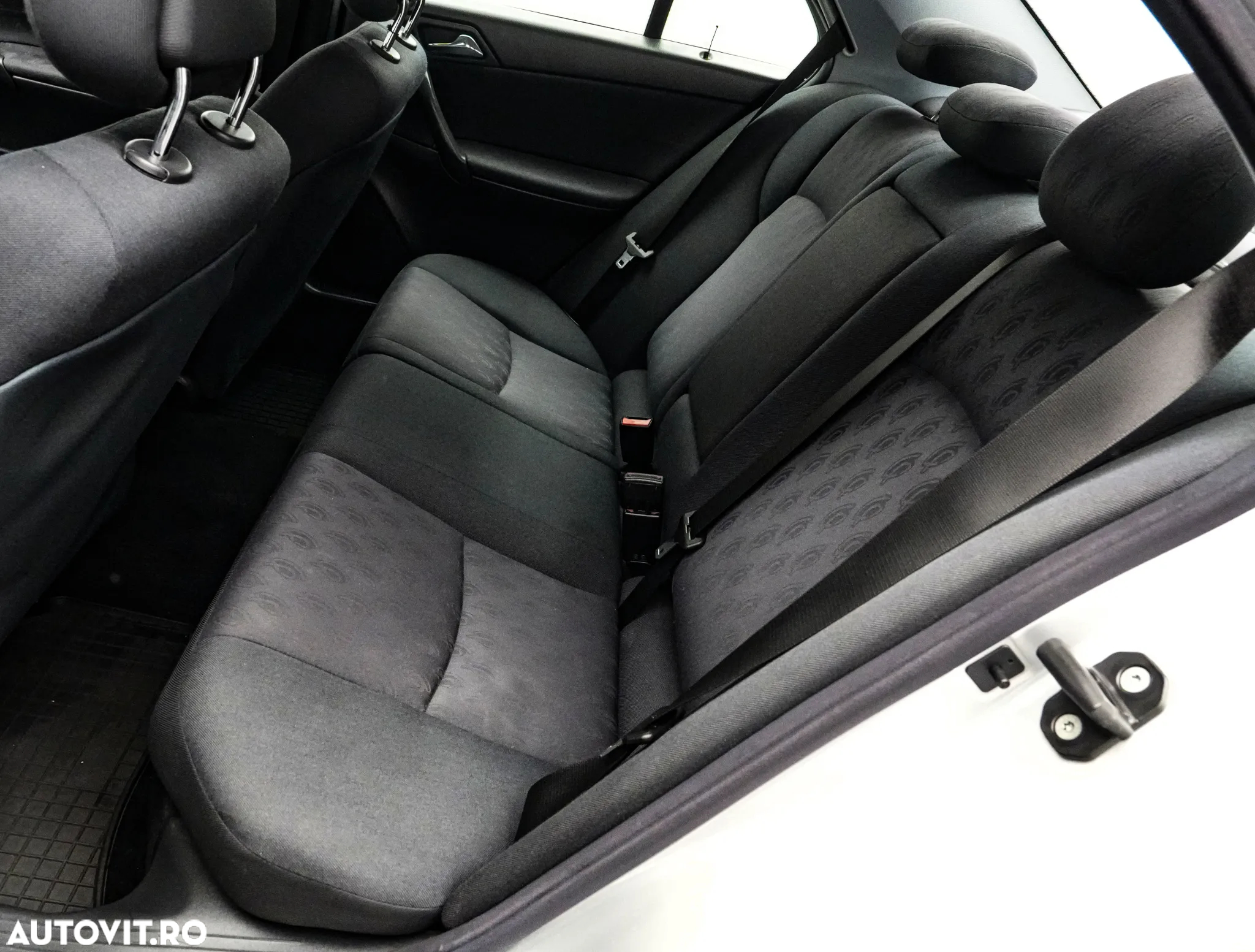 Mercedes-Benz C 200 CDI Classic - 15