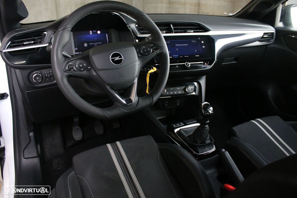 Opel Corsa 1.2 T GS - 5