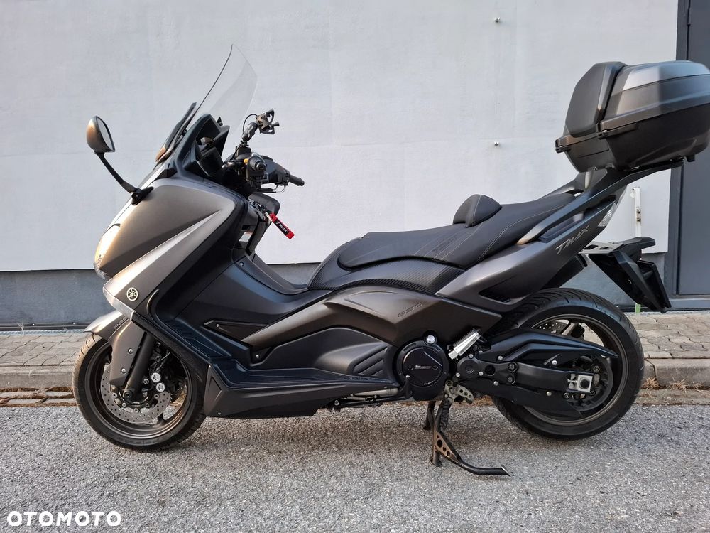 Yamaha Tmax - 22