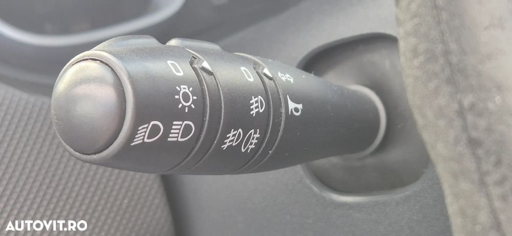 Dacia Duster dCi 110 FAP 4x4 Laureate - 11