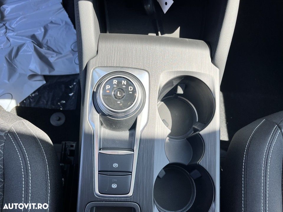 Ford Kuga - 15