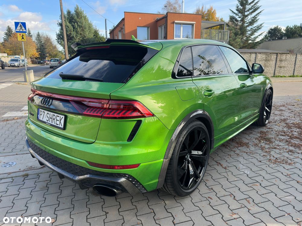 Audi RS Q8 - 8