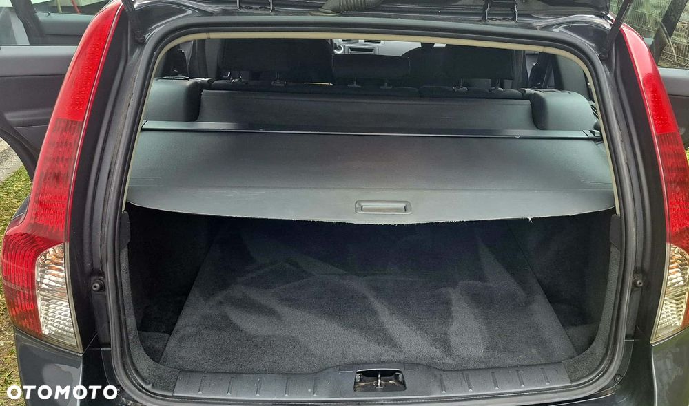 Volvo V50 1.6D DRIVe Kinetic - 13