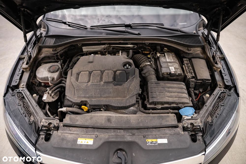 Skoda Superb 2.0 TDI Active DSG7 - 28