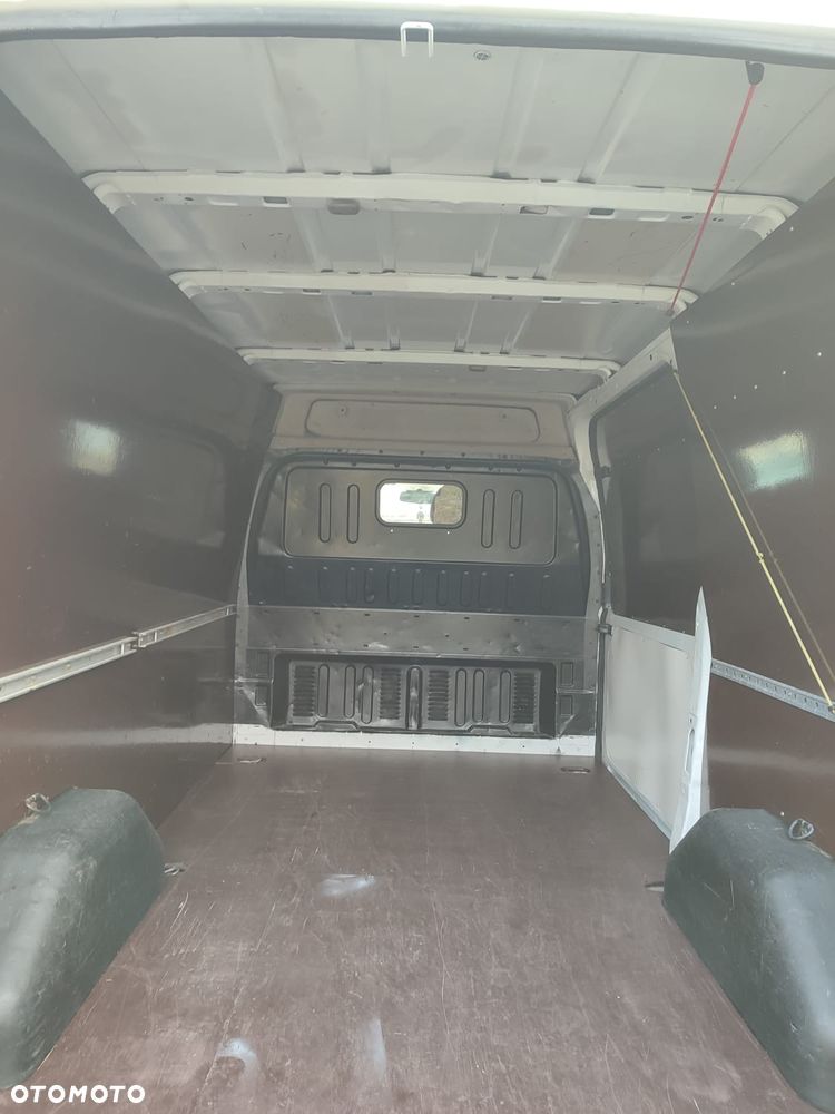 Ford Transit - 9