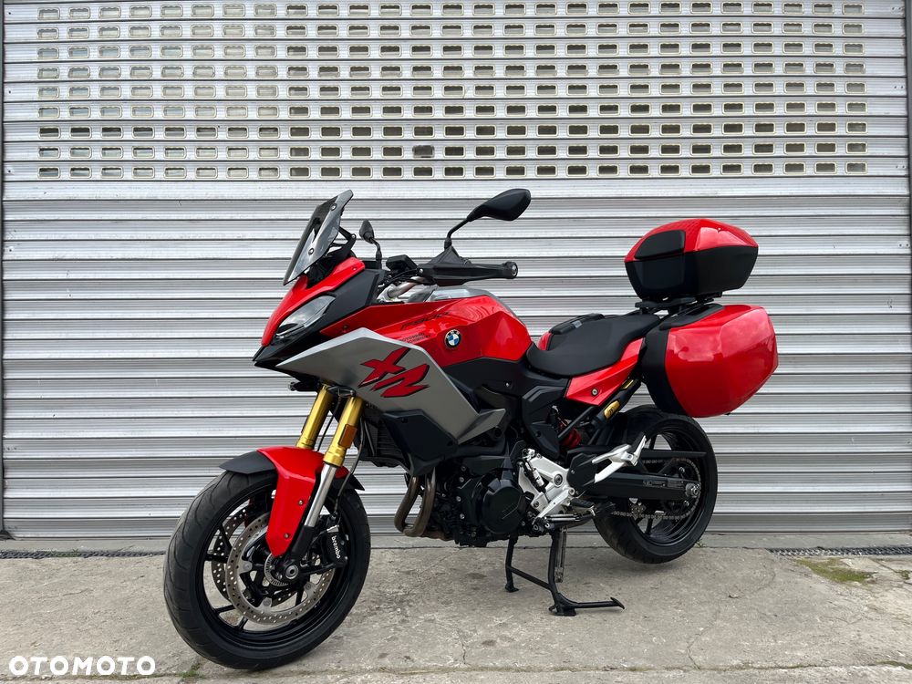 BMW XR - 1