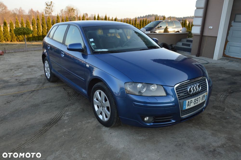 Audi A3 Sportback 2.0 TDI DPF quattro S line Sportpaket - 10
