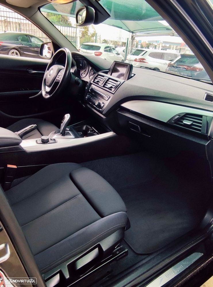 BMW 118 dA Line Sport - 11