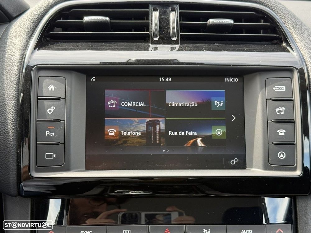 Jaguar F-Pace 2.0 i4D Pure - 11