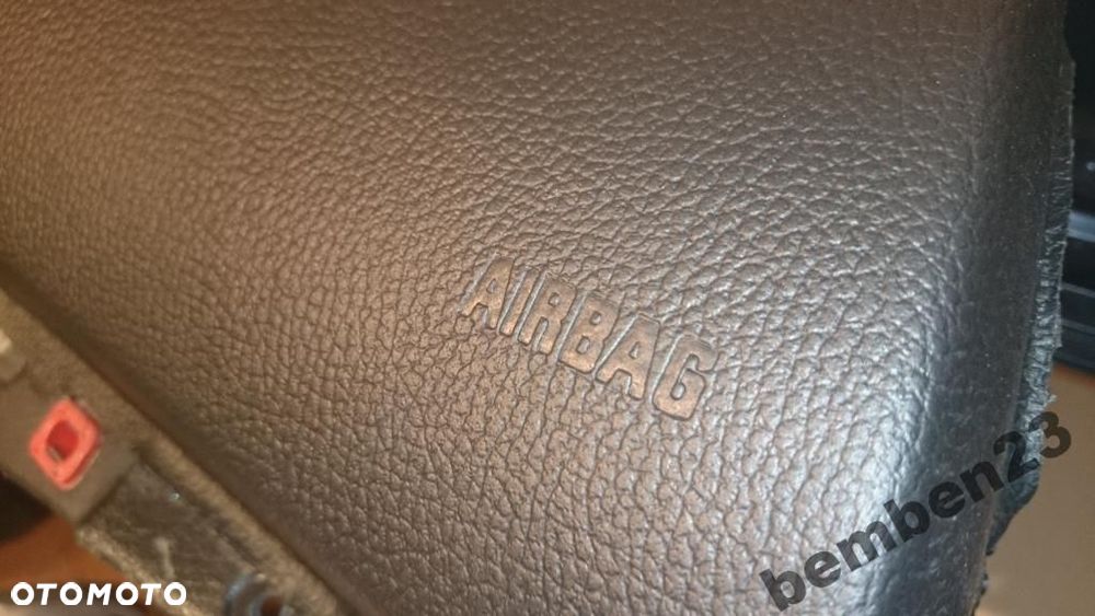 BMW E87 E81 E82 deska konsola poduszki airbag pasy - 2