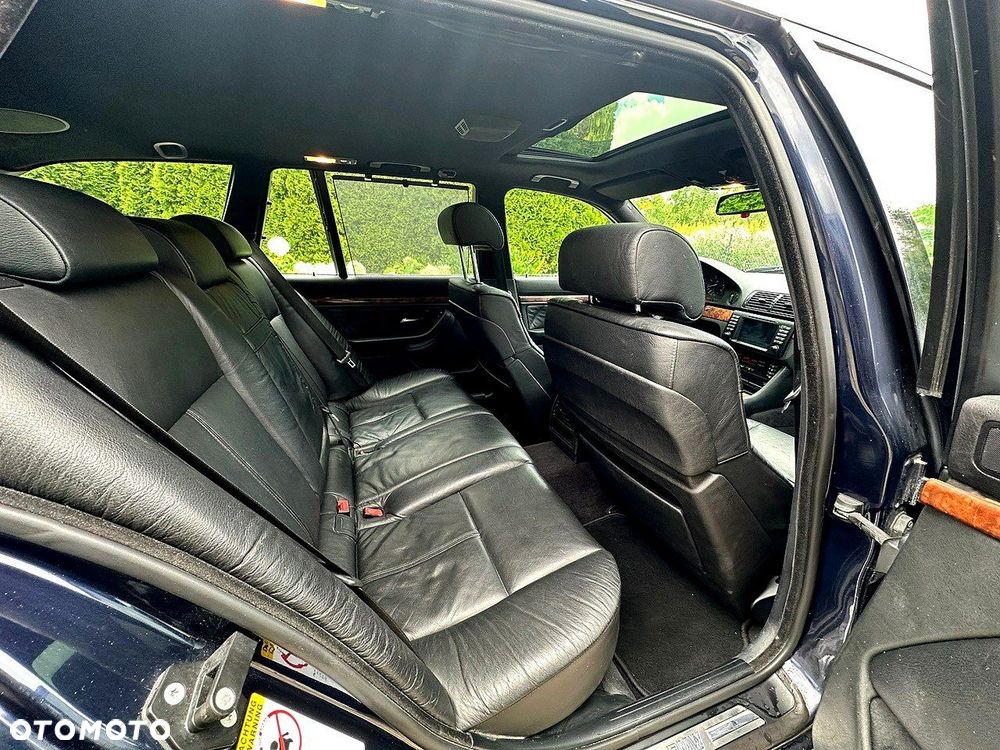 BMW Seria 5 - 11